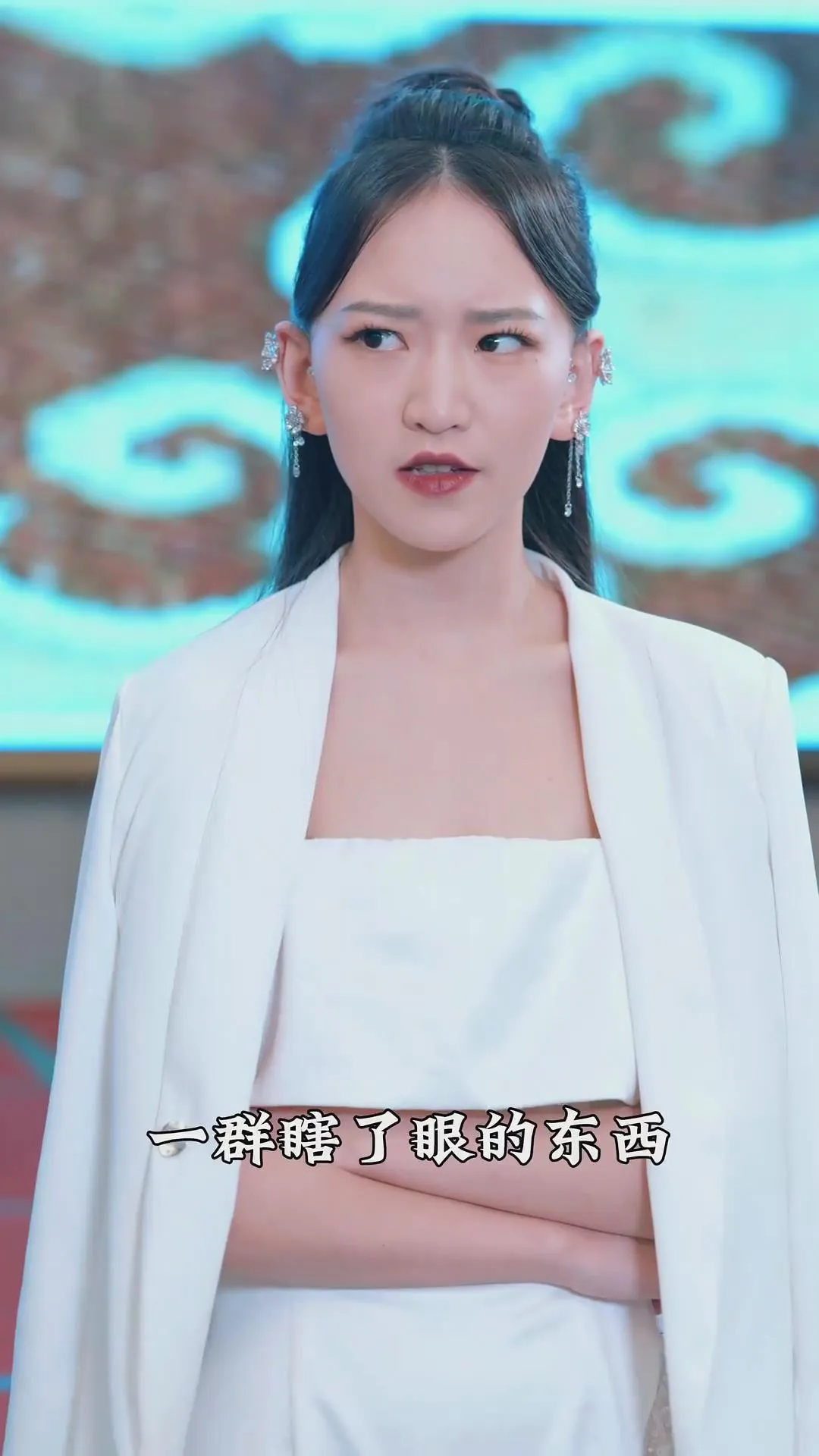 离婚后美女总裁倒追我新版